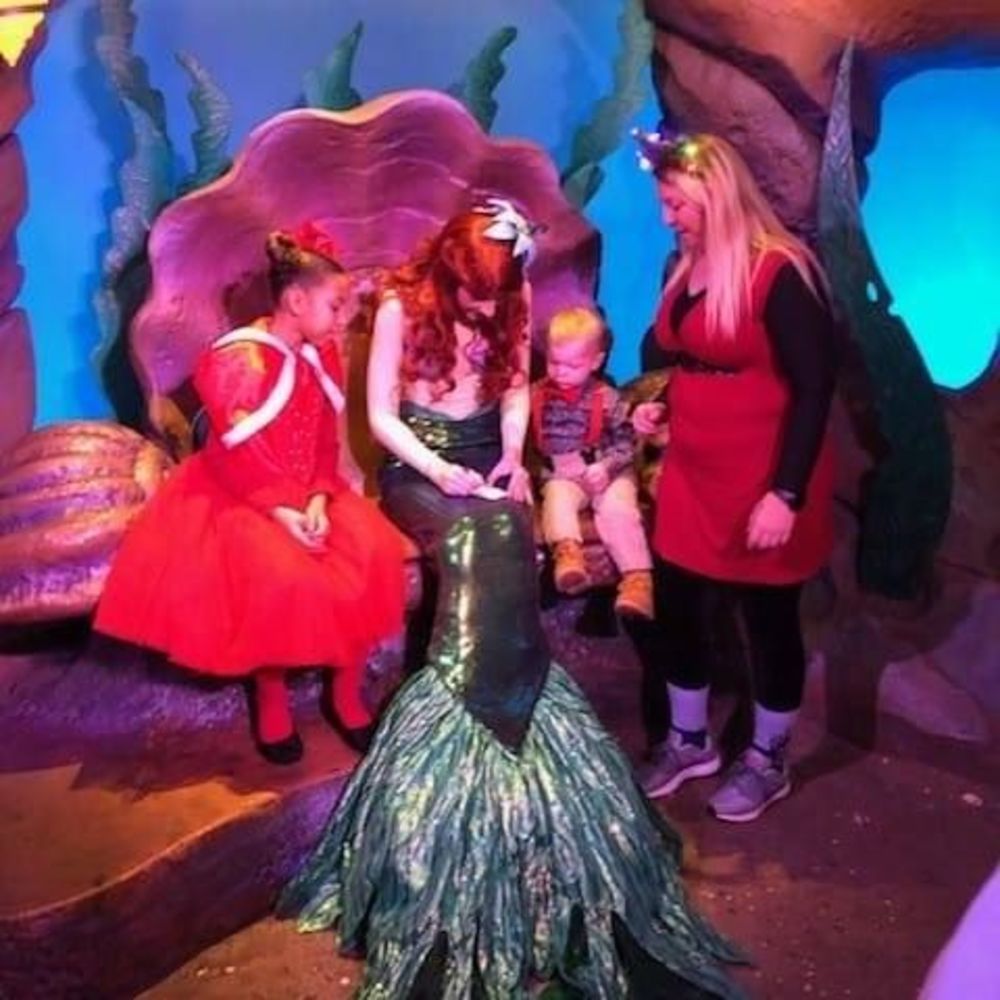 Meet your Posher, Ashley